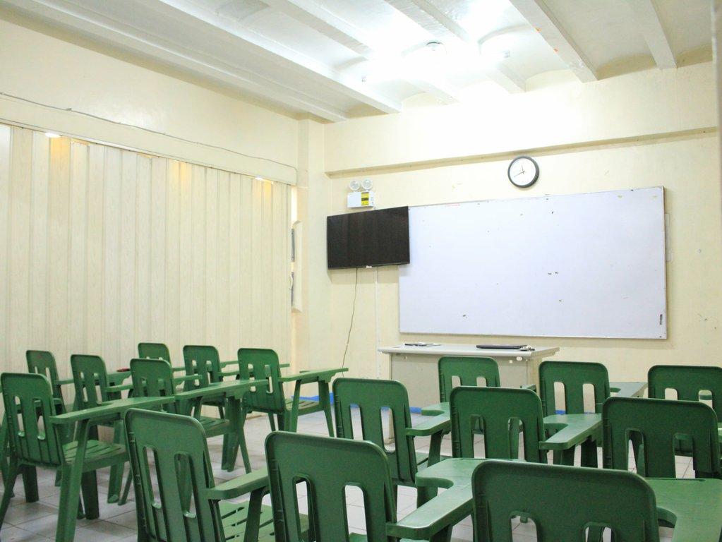 Modern Classroom